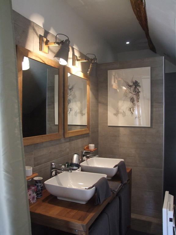 Bed and Breakfast Les Glycines Ури Экстерьер фото
