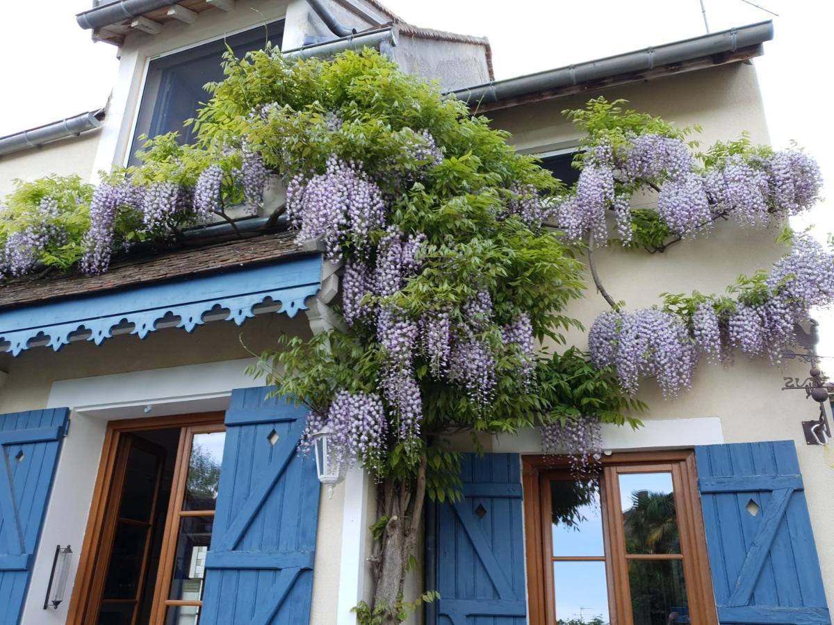 Bed and Breakfast Les Glycines Ури Экстерьер фото