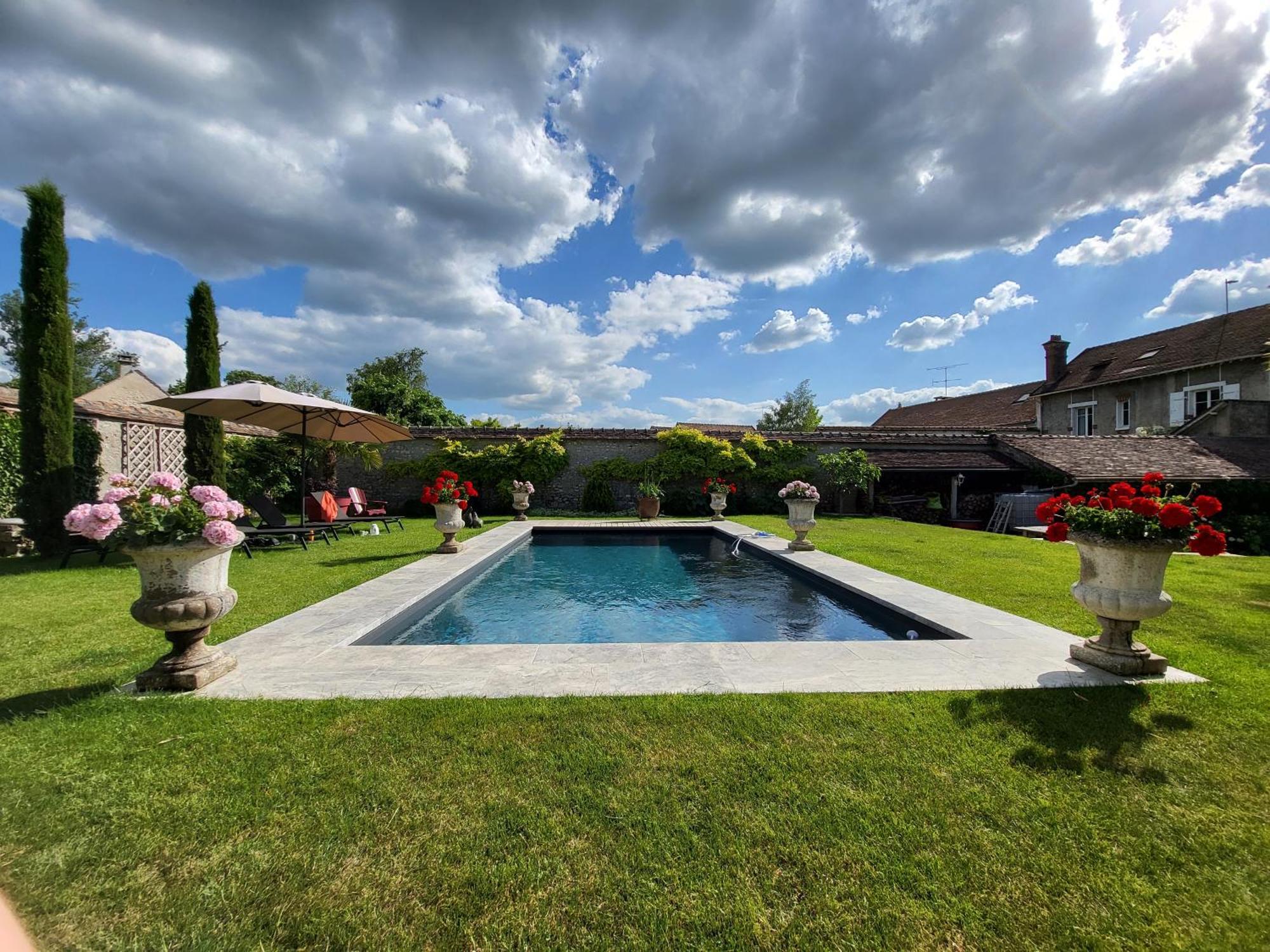 Bed and Breakfast Les Glycines Ури Экстерьер фото