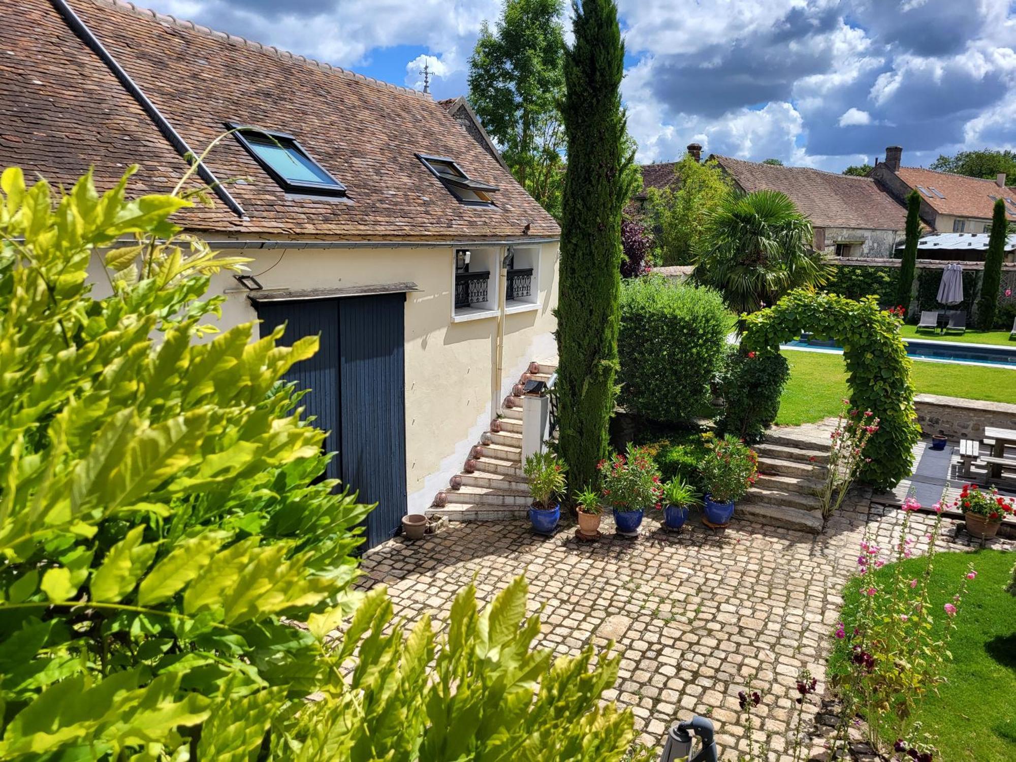 Bed and Breakfast Les Glycines Ури Экстерьер фото