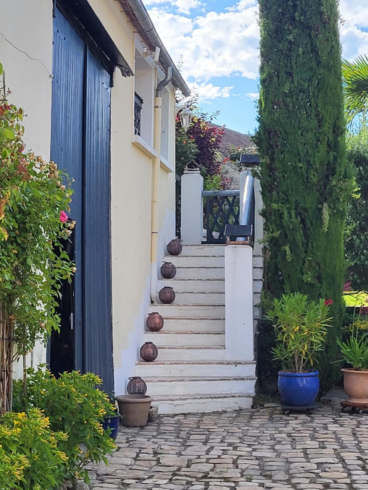 Bed and Breakfast Les Glycines Ури Экстерьер фото