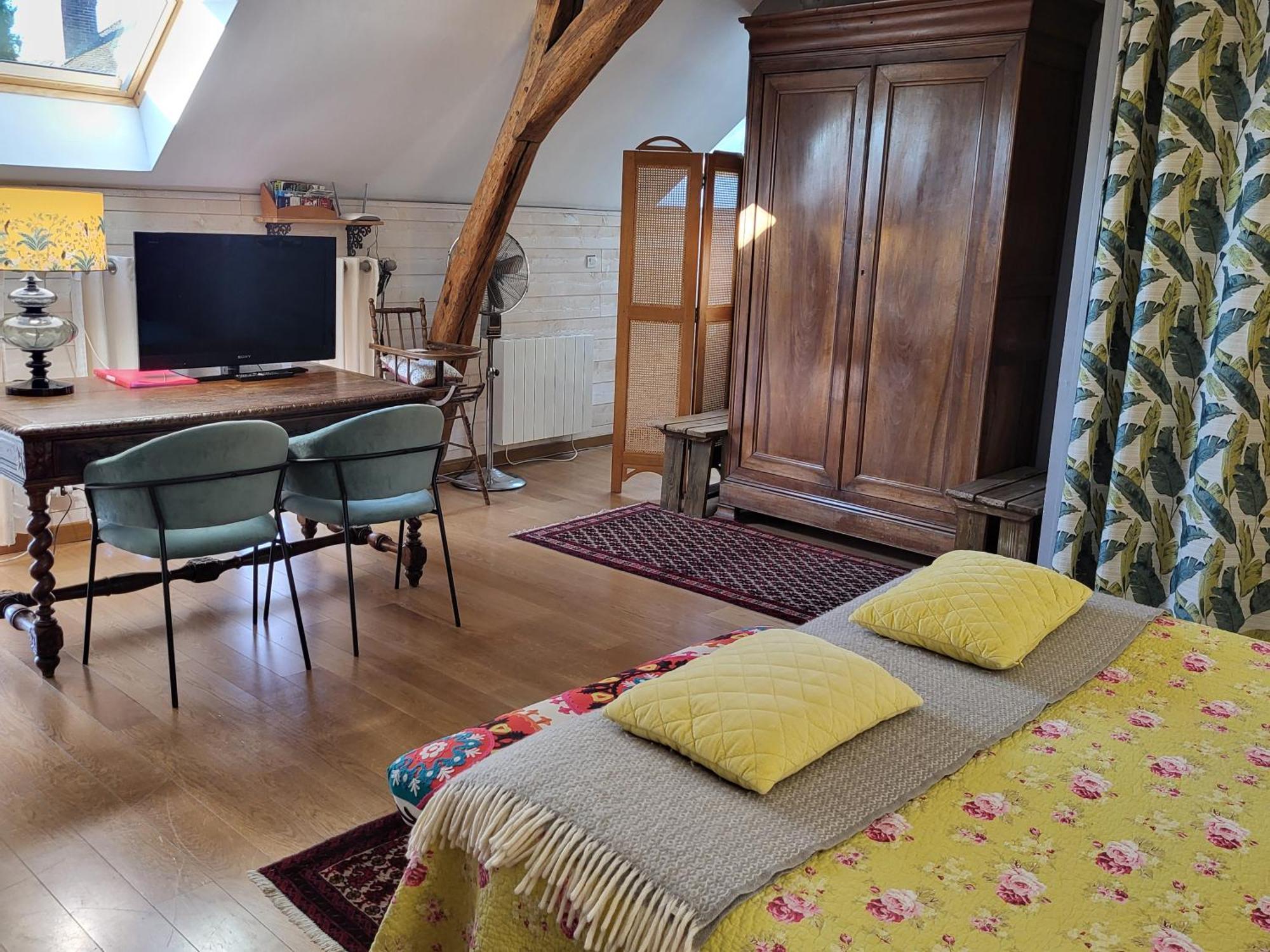 Bed and Breakfast Les Glycines Ури Экстерьер фото