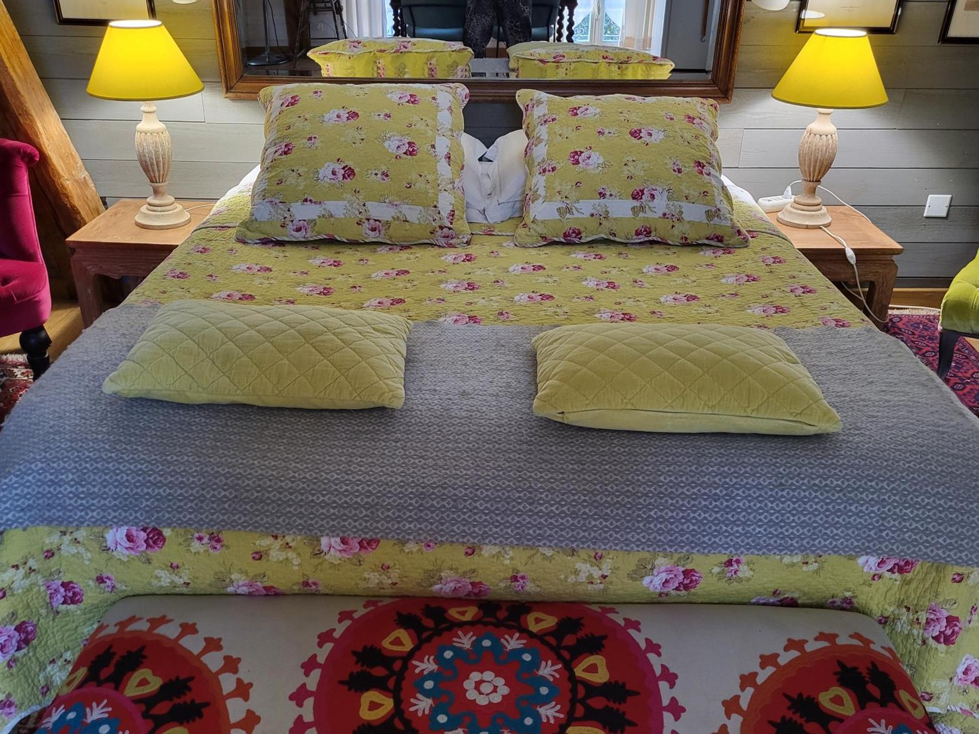 Bed and Breakfast Les Glycines Ури Экстерьер фото